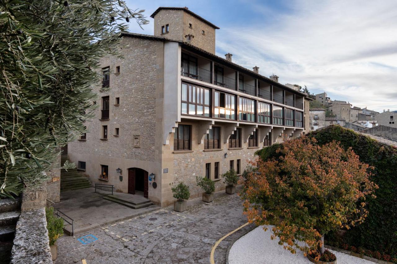 Parador De Sos Del Rey Catolico Luaran gambar