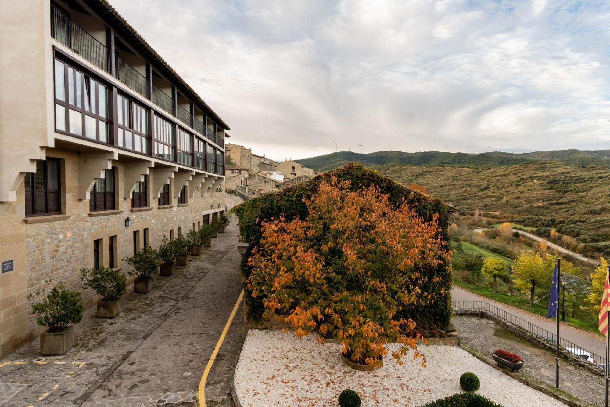 Parador De Sos Del Rey Catolico Luaran gambar