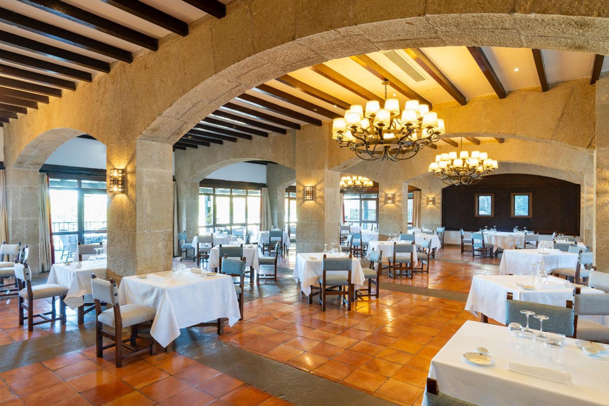 Parador De Sos Del Rey Catolico Luaran gambar